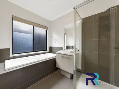 23 Season Way, Craigieburn