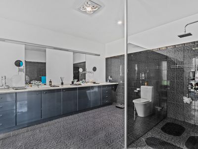 5140 Channel Highway, Gordon