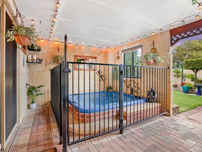 19 Conway Loop, Waikiki