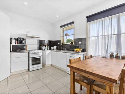 33 Mercury Crescent, Newcomb