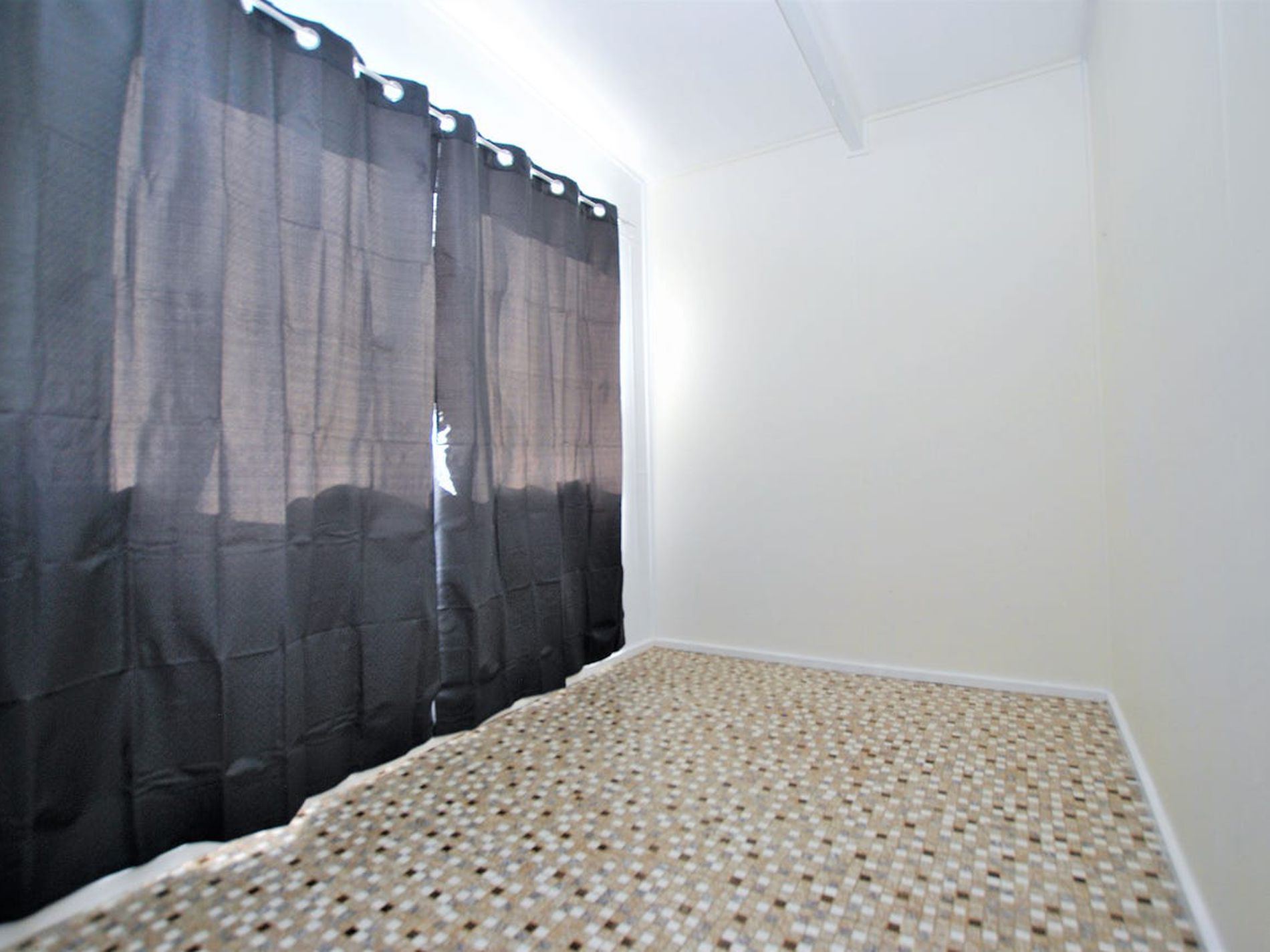 32 Pacific Road, Surf Beach