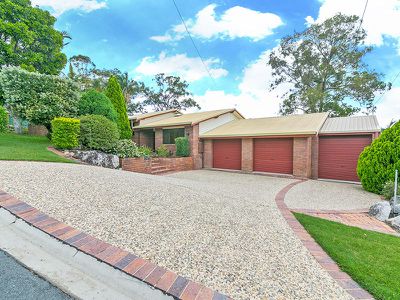 5 Noela Court, Rochedale South