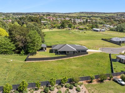 19 Graham Crescent, Crookwell