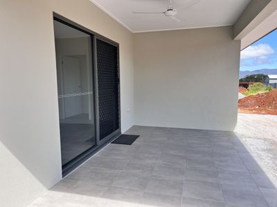 31 Tucker Street, Atherton