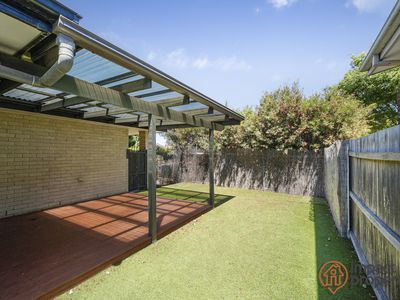 19 Patrick White Circuit, Franklin