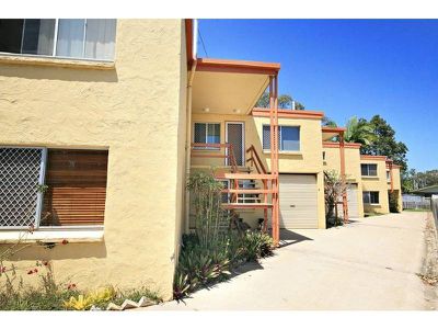7 / 11 Bradman Avenue, Maroochydore