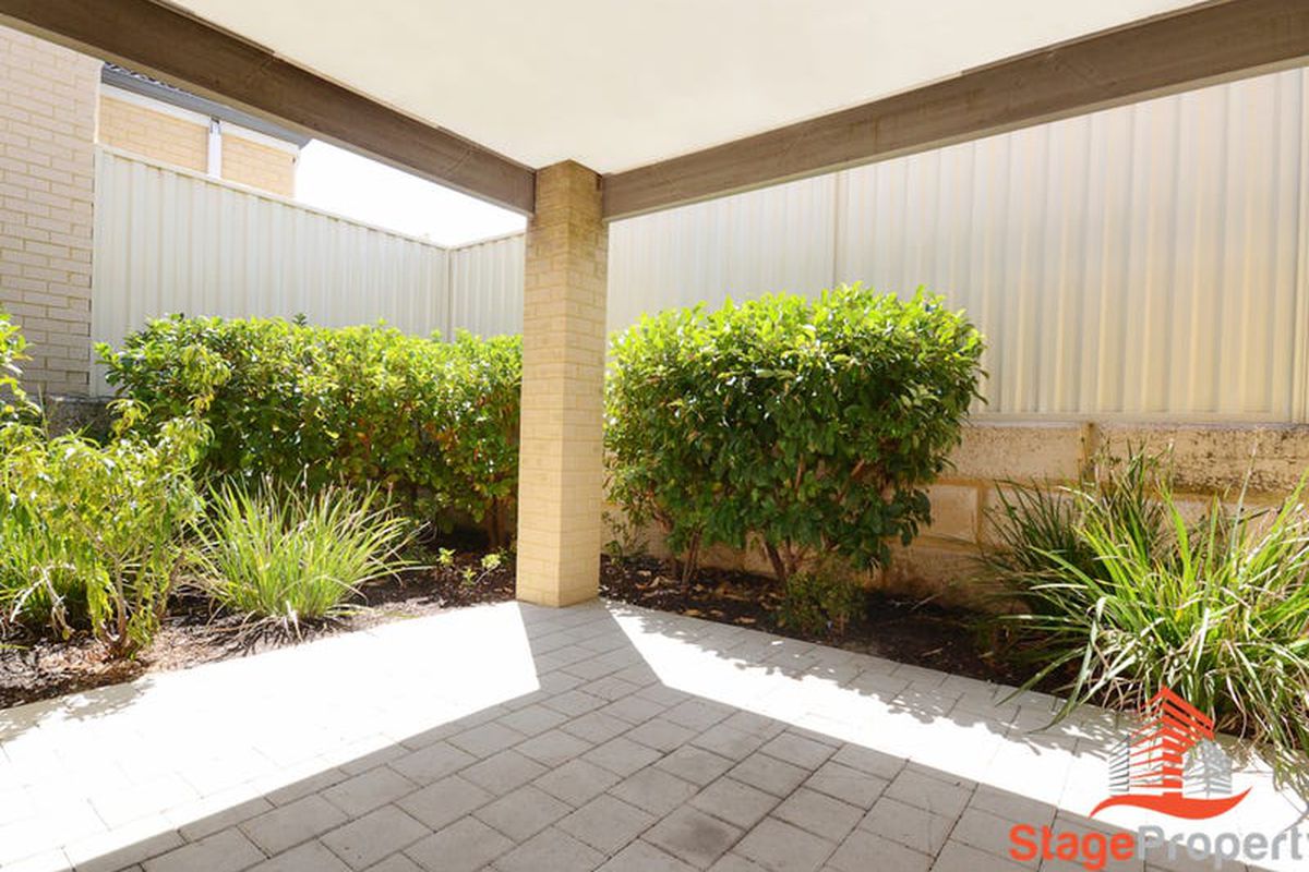 2 / 8 Classic Rise, Pearsall