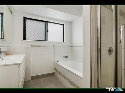25 Homevale Ent, Mount Peter