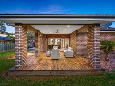 10 Mandalay Court, Point Cook
