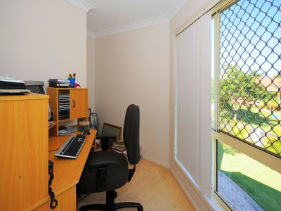 11 FAYE AVENUE, Scarness