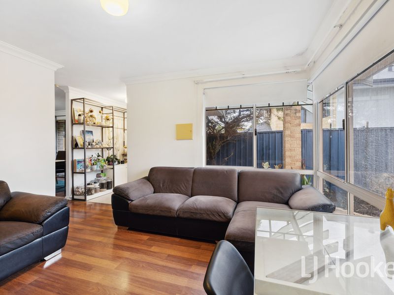 2 Stannard Street, St James