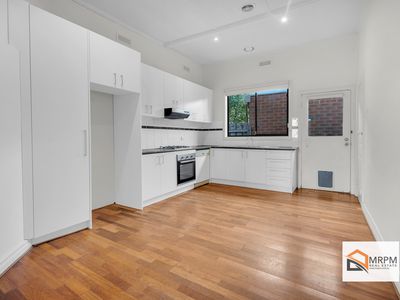 53 Nicholson Street, Bentleigh