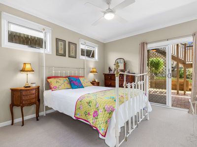 11 Grainger Street, Wynnum