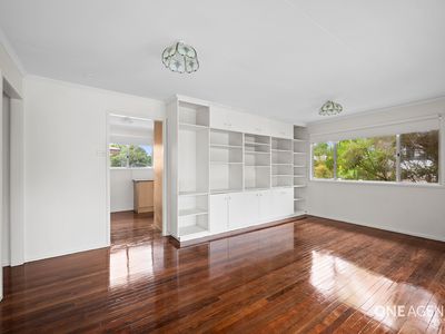 1 Willow Street, Woodridge