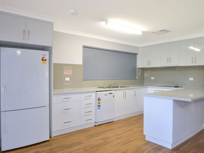 10 Starlight Place, South Kalgoorlie