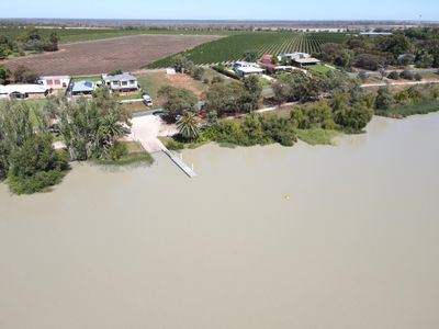 384 Gorton Drive, Mystic Park