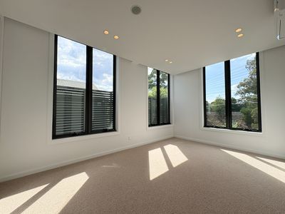 1 / 111 Carpenter Street, Brighton
