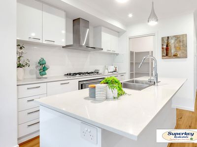 10 Omaroo Street, Truganina