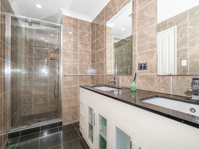 15 Frampton Crescent, Canning Vale