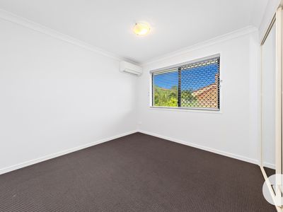4 / 5 View Street, Chermside