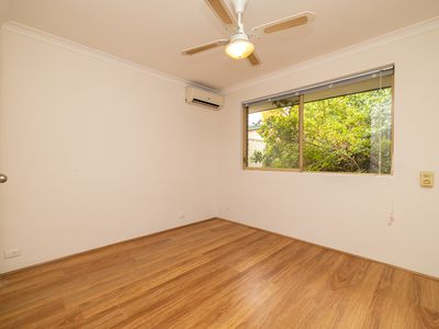 7 / 11 Stott Close, Armadale