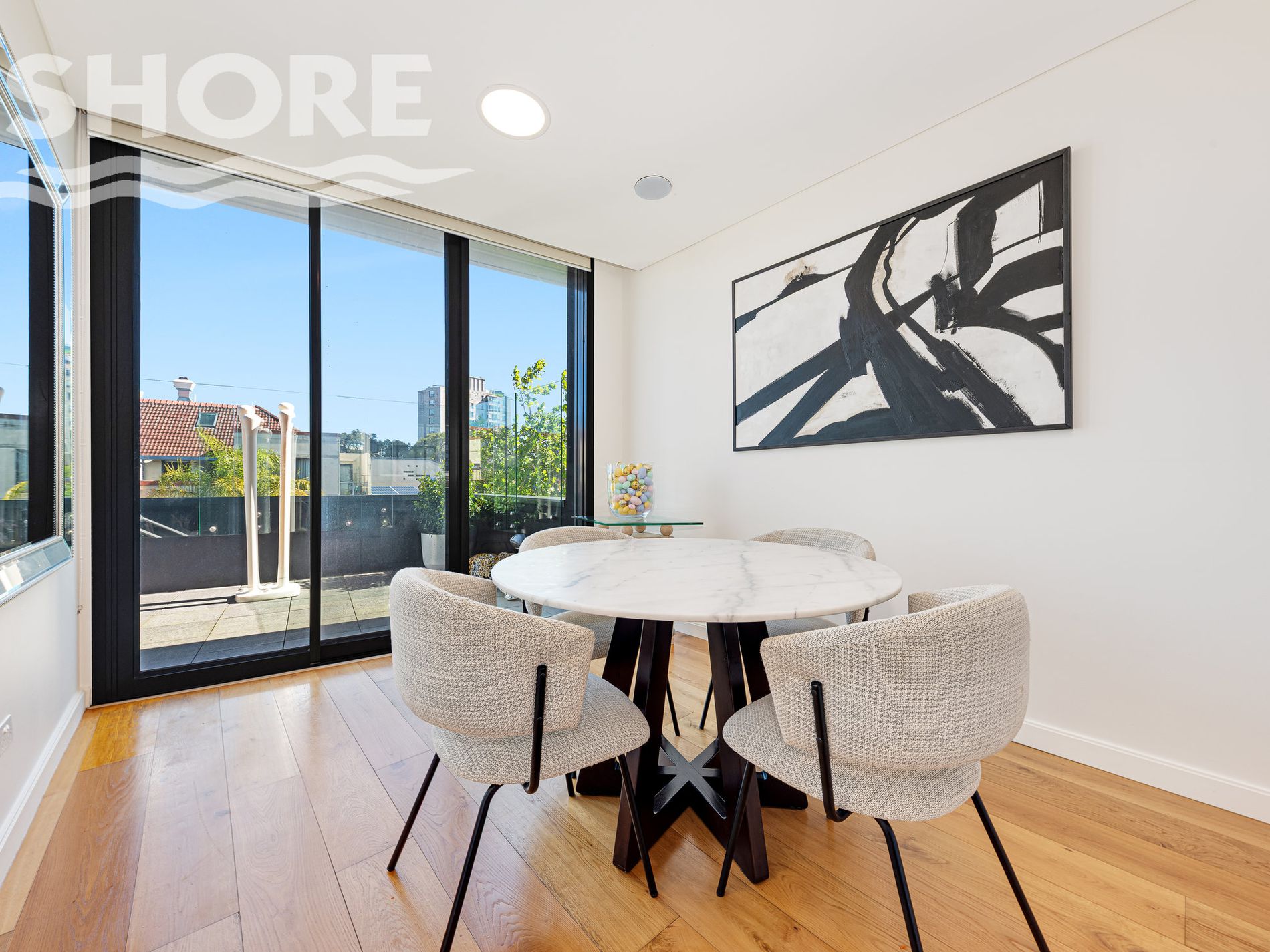 303 / 128 Military Road ACCESS VIA 11 GROSVENOR LANE, Neutral Bay