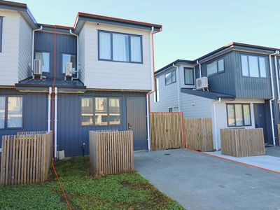 10 Serpent Road, Flat Bush