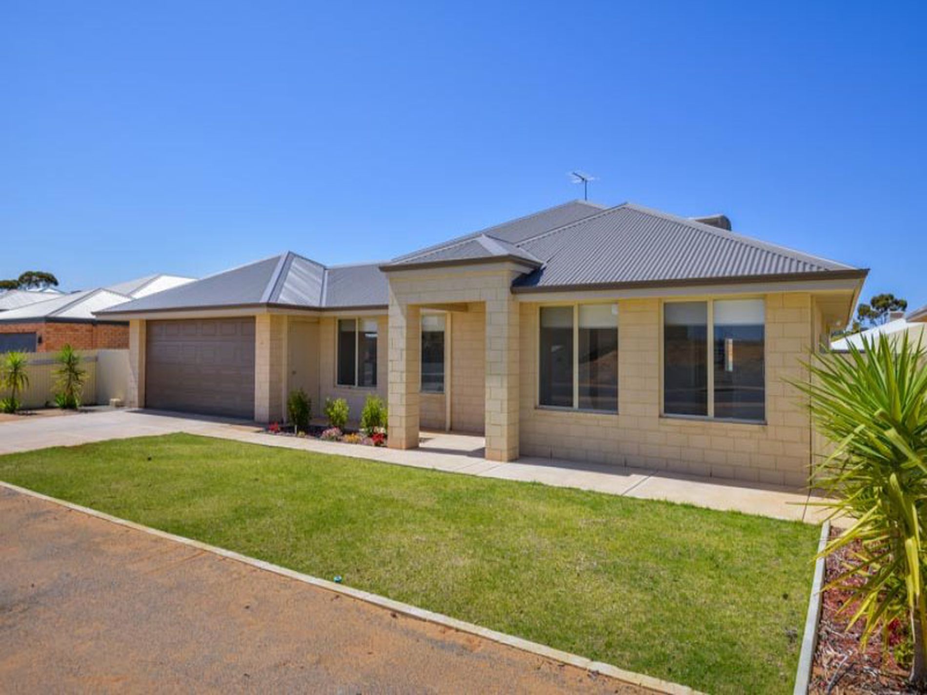 30 Tindals Crescent, Hannans