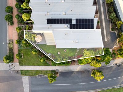 7 Marina Court, Hope Island