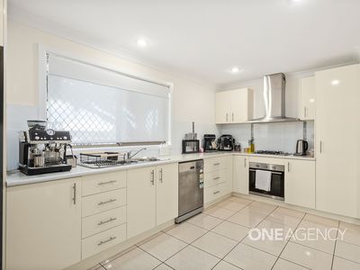 1 Lake Entrance Road, Warilla