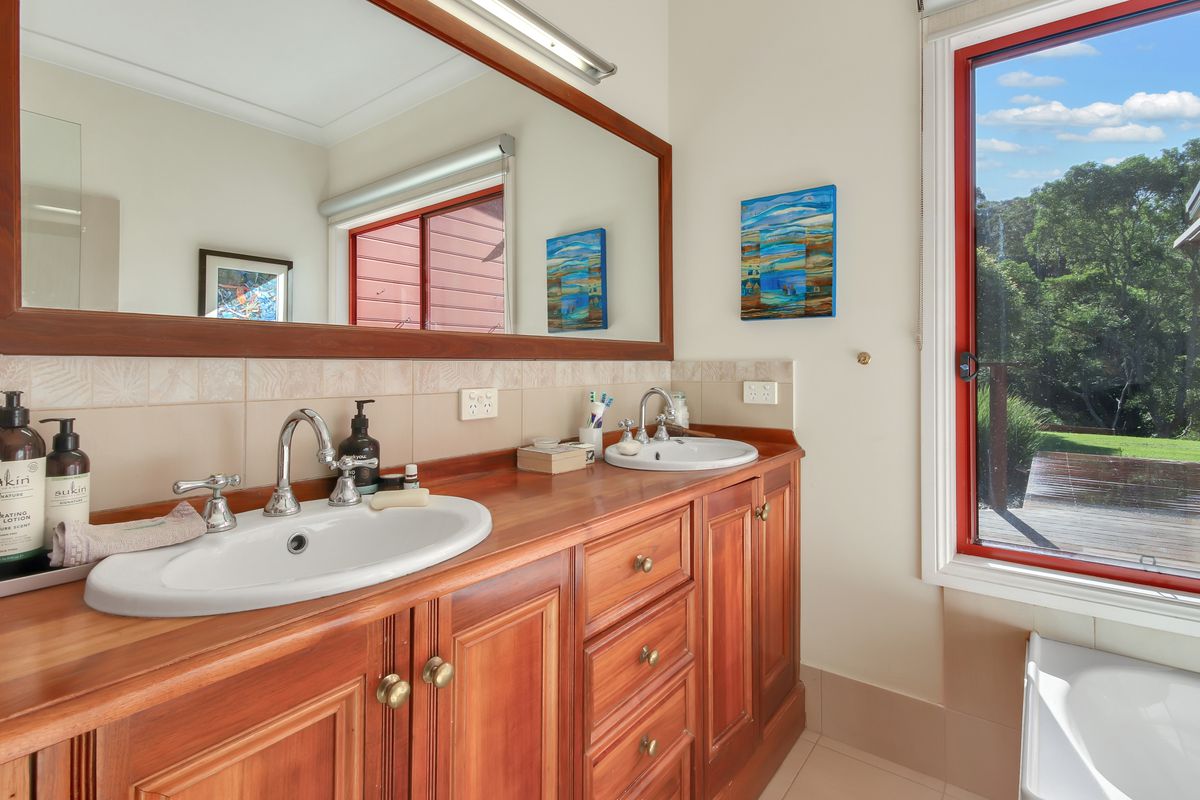 83 Rainforest Parkway, Narooma