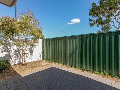 1 / 13 Coolbellup Avenue, Coolbellup