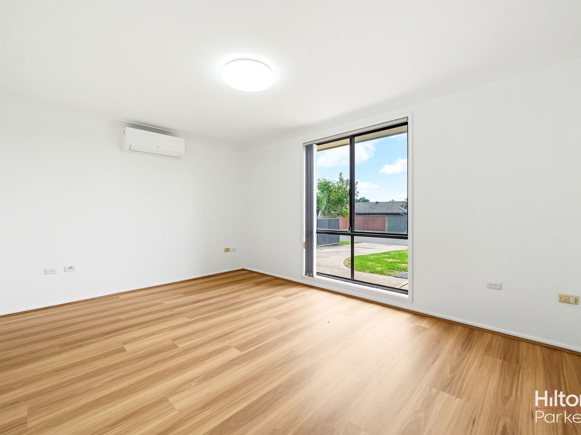 12 Lamerton Street, Oakhurst