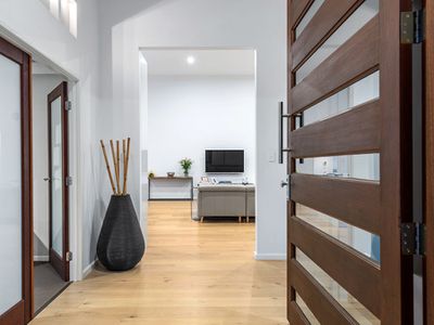 2 Letitia Close, Wakerley