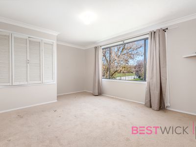 5 Gowan Place, Blayney