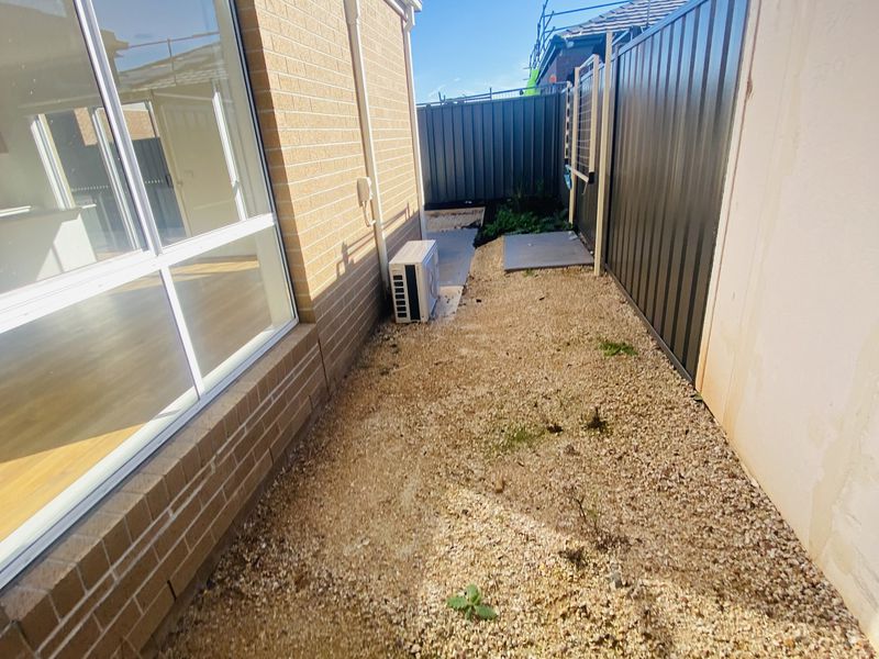 51 Ararat, Truganina