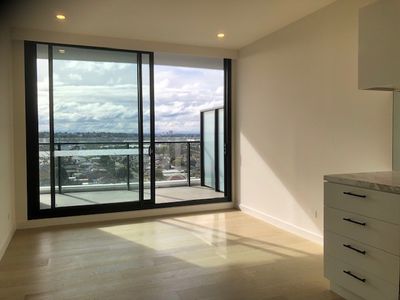 2912 / 864 Blackburn Road, Clayton