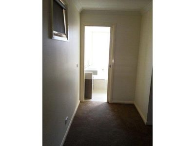 1 / 42 Gosford Crescent, Broadmeadows