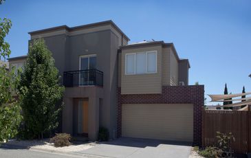 25 Tilbavale Close, Hallam