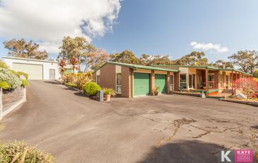 1 Brennan Avenue, Beaconsfield Upper