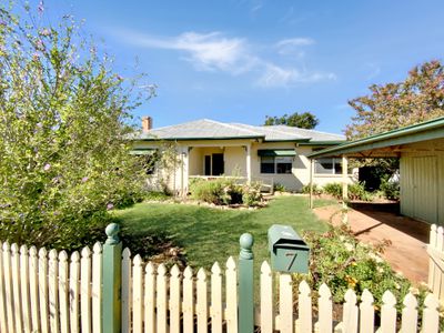 7 Bandon Street, Forbes