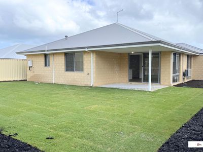 9 Dunnart Street, Dawesville