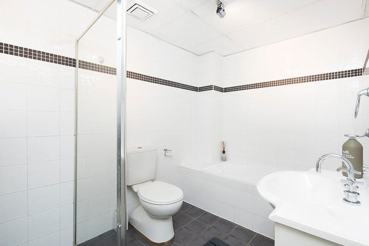 6 / 48 Couralie Avenue, Homebush West