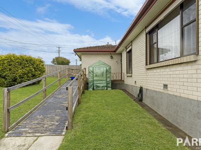 44 Paringa Avenue, Newnham