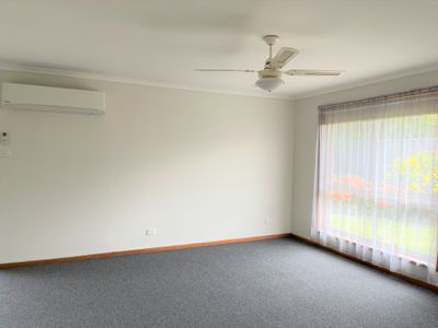 2 / 4 Margaret Street, Werribee