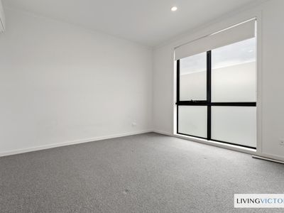 89 Oakden Crescent, St Albans