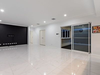 15 Clarendon Approach , Baldivis