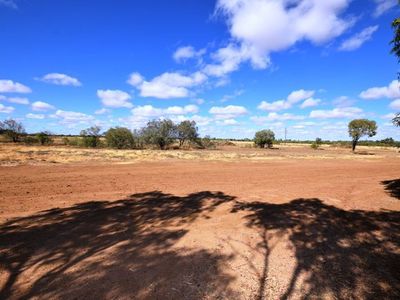 156 Cassowary Street, Longreach