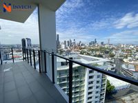 2202 / 10 Trinity Street, Fortitude Valley