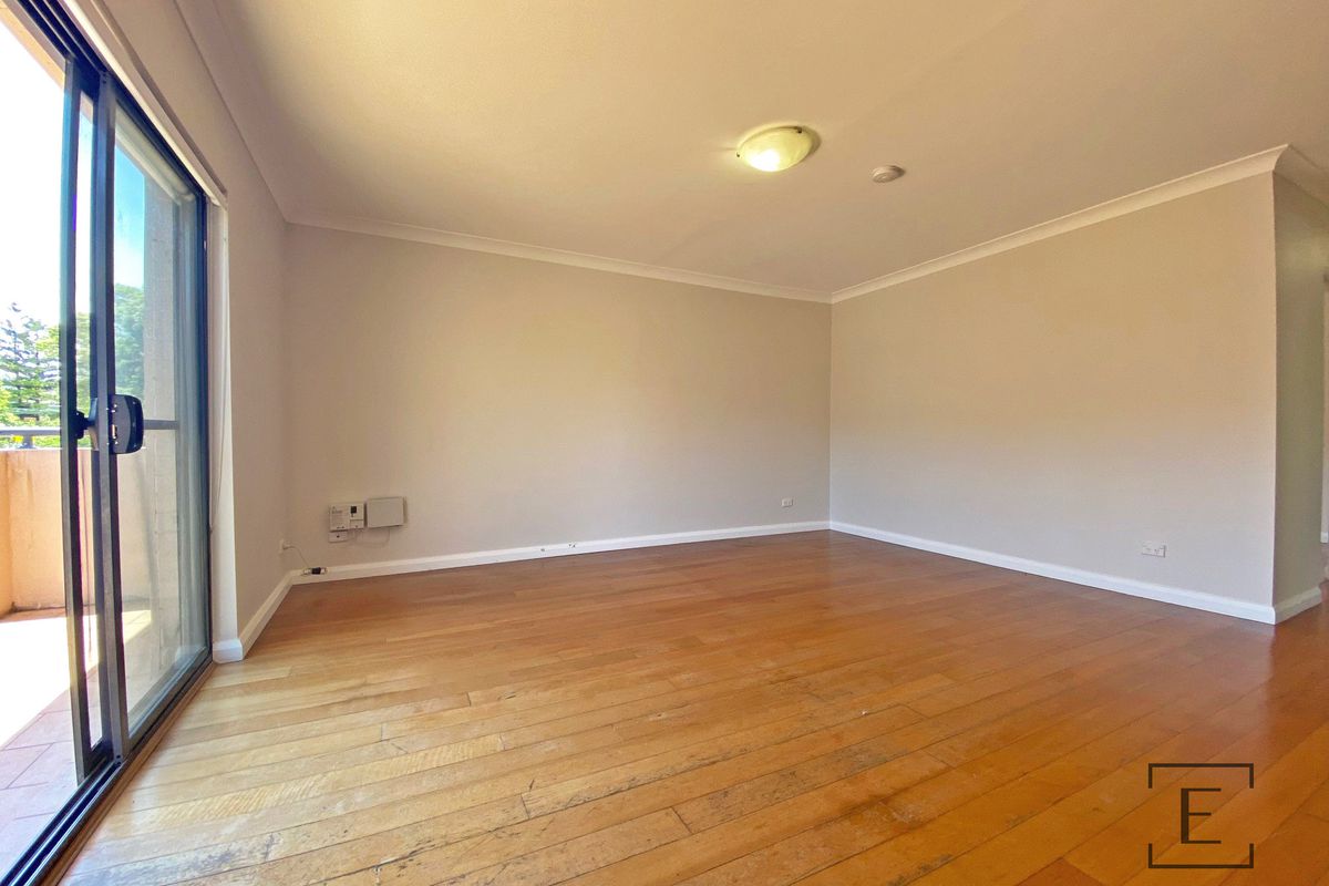 5 / 18 Eastbourne Road, Homebush West